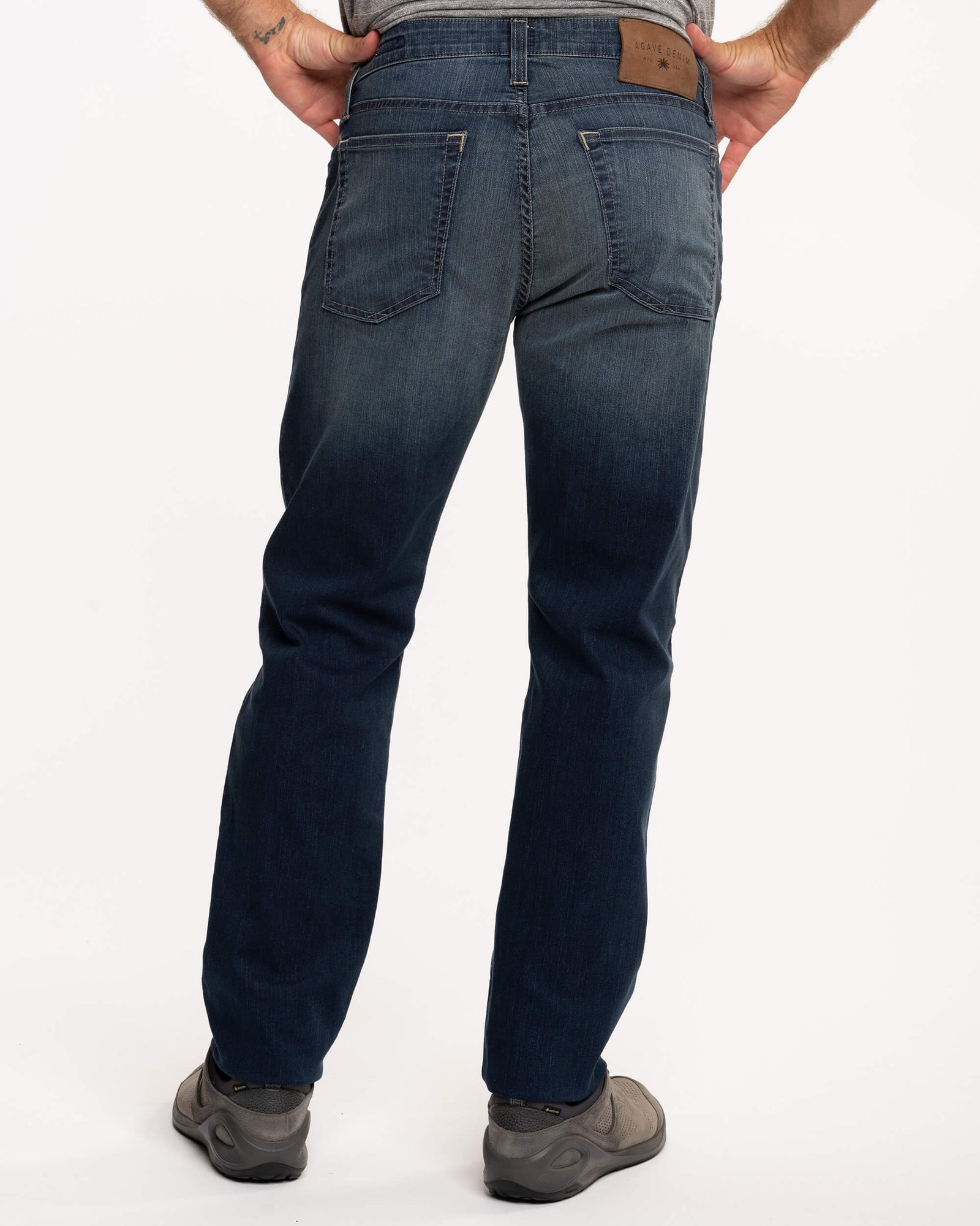 No. 11 Classic Fit Breakwater Flex – Agave Denim
