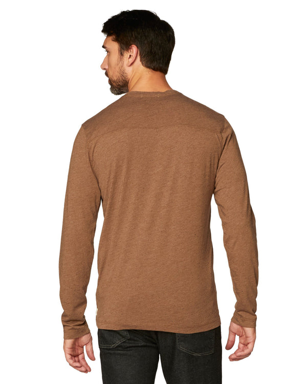 Feathering Long Sleeve Vee